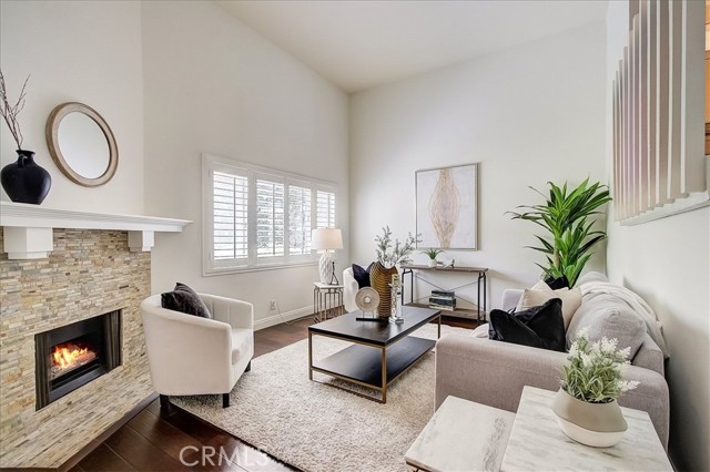 2000 Mathews Avenue, Redondo Beach, California 90278, 2 Bedrooms Bedrooms, ,1 BathroomBathrooms,Residential,Sold,Mathews,PF22058627