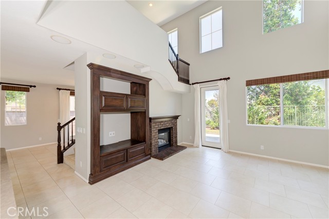 17 Danbury, Ladera Ranch CA: https://media.crmls.org/medias/7e3eef25-c023-452c-916f-83ced014c208.jpg