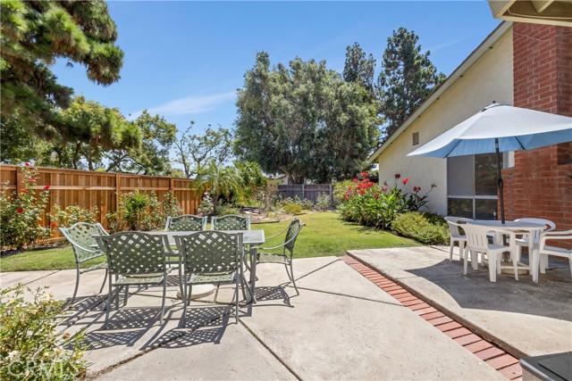 Detail Gallery Image 19 of 36 For 14772 Briarcliff Pl, Tustin,  CA 92780 - 3 Beds | 2 Baths