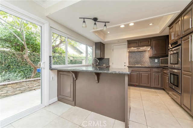 Detail Gallery Image 16 of 43 For 15305 Moulins Cir, Irvine,  CA 92604 - 4 Beds | 2/1 Baths