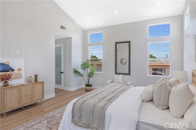 Detail Gallery Image 20 of 47 For 2619 Huntington Ln #B,  Redondo Beach,  CA 90278 - 4 Beds | 3/1 Baths