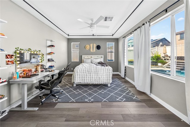 Detail Gallery Image 17 of 57 For 29530 Shire Horse Way, Menifee,  CA 92584 - 6 Beds | 3 Baths