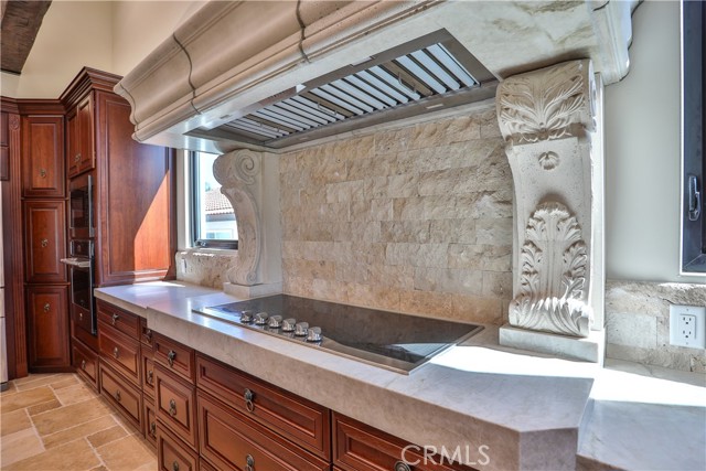 Detail Gallery Image 8 of 66 For 22477 Boating Way, Canyon Lake,  CA 92587 - 3 Beds | 4 Baths