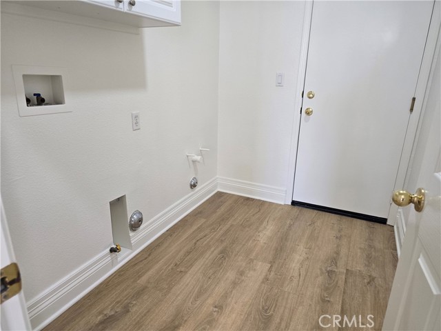 Detail Gallery Image 12 of 35 For 32921 Adelante St, Temecula,  CA 92592 - 5 Beds | 3 Baths