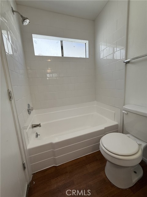 Image 17 of 20 For 335 Stetson Avenue