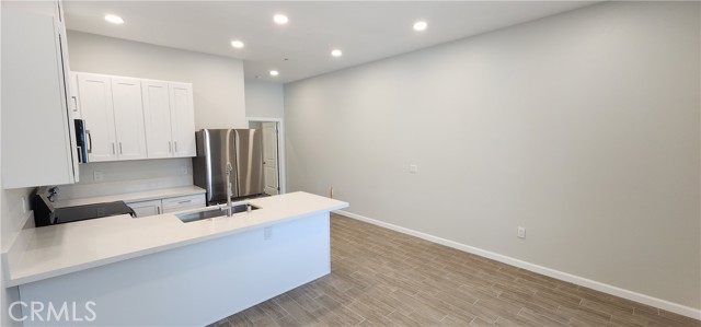 Detail Gallery Image 9 of 72 For 17210 Newhope St #1103,  Fountain Valley,  CA 92708 - 1 Beds | 1 Baths