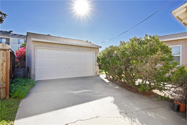 Detail Gallery Image 22 of 29 For 1618 W 9th, Santa Ana,  CA 92703 - 3 Beds | 1 Baths