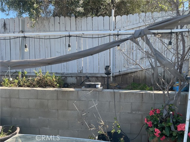 Detail Gallery Image 6 of 11 For 6544 via Florencia, Jurupa Valley,  CA 92509 - 3 Beds | 2 Baths