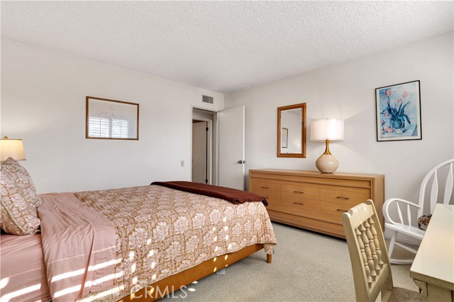 5521 Goodland Avenue photo 22