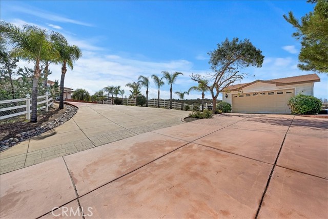 Detail Gallery Image 18 of 53 For 39565 Spanish Oaks Dr, Temecula,  CA 92592 - 4 Beds | 2/1 Baths