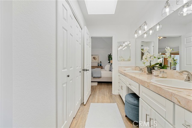 2006 Warfield Avenue, Redondo Beach, California 90278, 3 Bedrooms Bedrooms, ,2 BathroomsBathrooms,Residential,Sold,Warfield,SB21179490