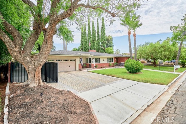 Image 2 for 2221 Elsinore Rd, Riverside, CA 92506