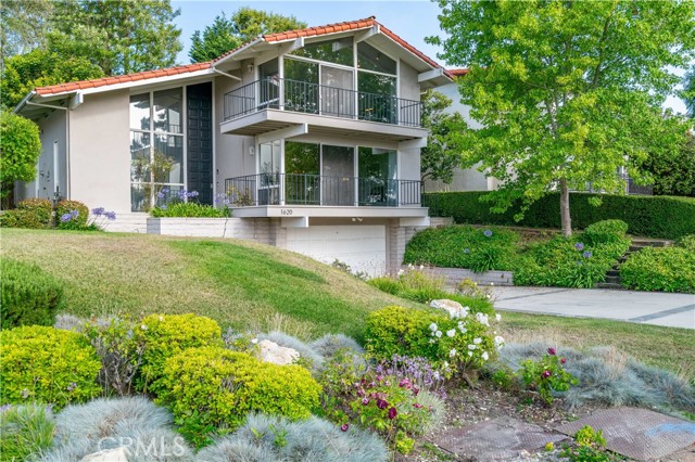 1620 Granvia Altamira, Palos Verdes Estates CA: https://media.crmls.org/medias/7e43fccf-8ed5-4e4b-ab43-cac5f5cde458.jpg
