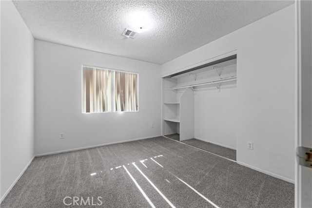 Detail Gallery Image 10 of 24 For 3525 San Jacinto Ave, Rosamond,  CA 93560 - 3 Beds | 2 Baths