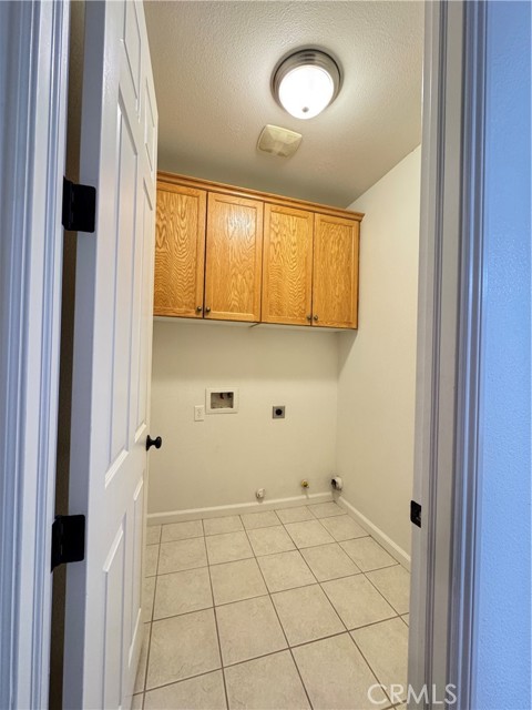 Detail Gallery Image 10 of 13 For 2300 Capri, Chowchilla,  CA 93610 - 3 Beds | 2 Baths