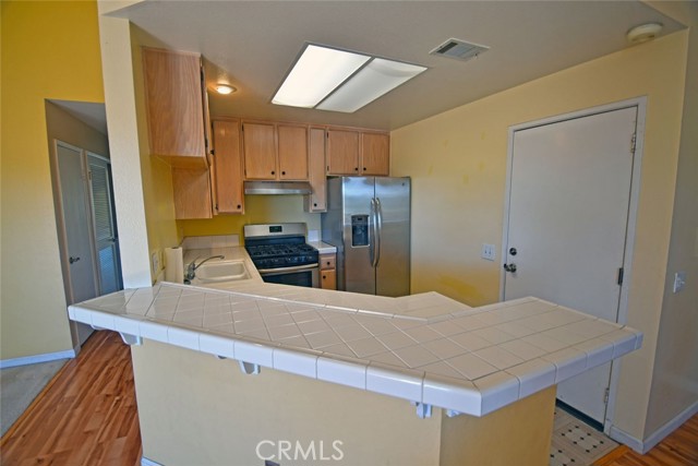 Detail Gallery Image 11 of 44 For 2093 Blackberry Cir, Oxnard,  CA 93036 - 2 Beds | 2 Baths