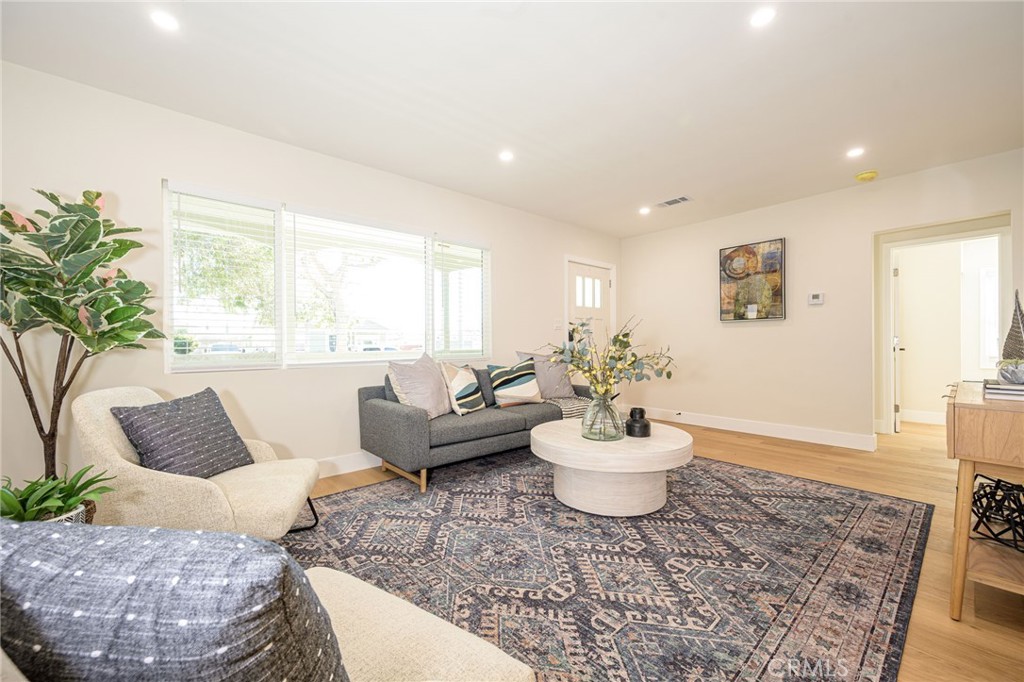 MLS #DW25266008 image #7