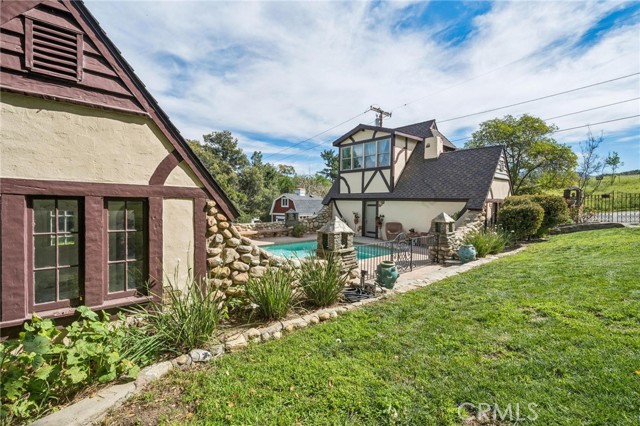 Detail Gallery Image 12 of 31 For 23021 8th St, Newhall,  CA 91321 - 2 Beds | 2 Baths