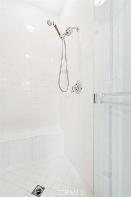 8180 E Brookdale Lane, Anaheim Hills CA: https://media.crmls.org/medias/7e477a7b-05cd-4c7a-9bc6-71fb5282510f.jpg