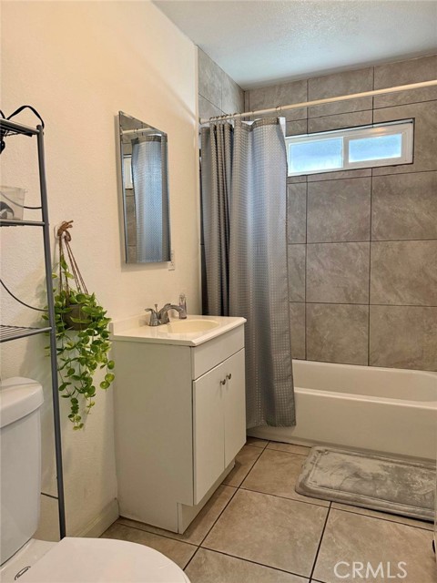 Detail Gallery Image 9 of 15 For 1163 W 7th, San Bernardino,  CA 92411 - 3 Beds | 2 Baths