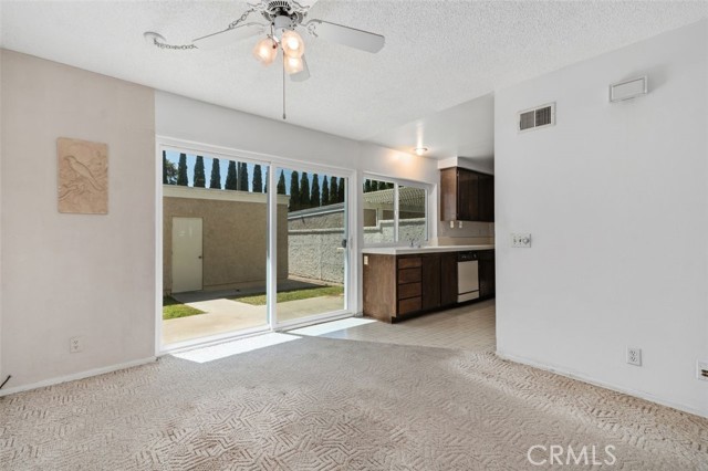 14276 Bolsa Chica Road, Westminster CA: https://media.crmls.org/medias/7e487a16-f922-4e7a-a29a-76da24e4cd58.jpg