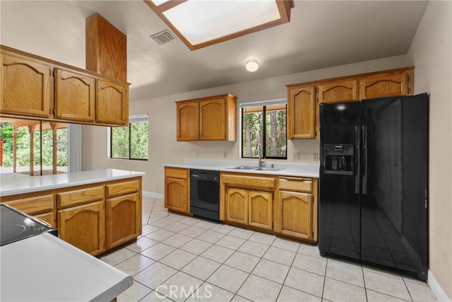 9031 Tassajara Creek Road, Santa Margarita CA: https://media.crmls.org/medias/7e4a0151-4f42-44b4-9db8-d860df5df49f.jpg