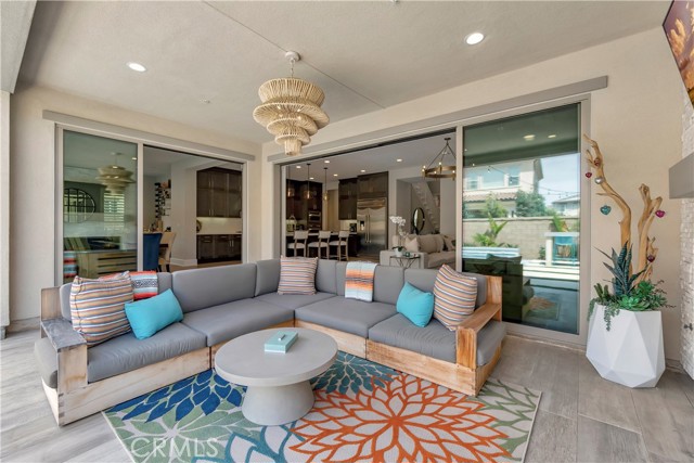 17311 Juniper Lane, Huntington Beach CA: https://media.crmls.org/medias/7e4a2dcf-6a1f-4007-a04b-c3c8bbbdf8e6.jpg