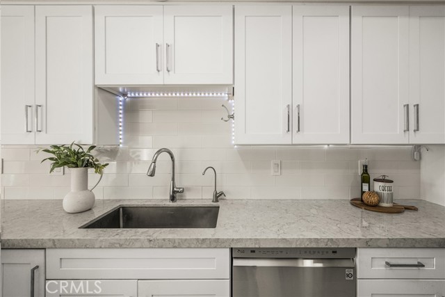 Detail Gallery Image 16 of 45 For 6 Whitecloud, Irvine,  CA 92614 - 3 Beds | 2 Baths