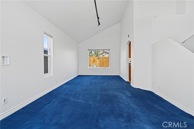 1605 Kings Road, Palmdale CA: https://media.crmls.org/medias/7e4c46c0-8b6b-4dab-a776-be84f53d0046.jpg