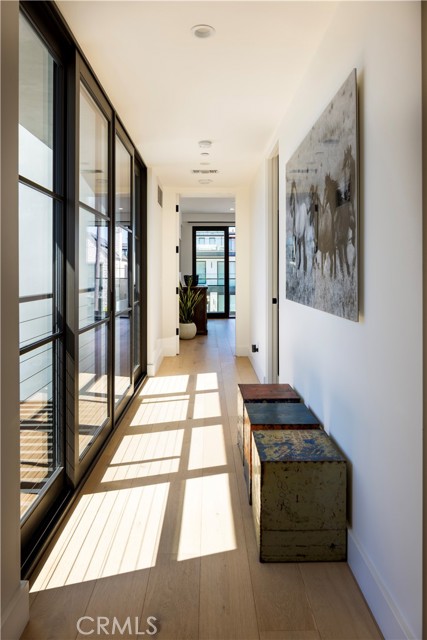 Detail Gallery Image 9 of 33 For 304 Goldenrod Ave, Corona Del Mar,  CA 92625 - 4 Beds | 3/2 Baths