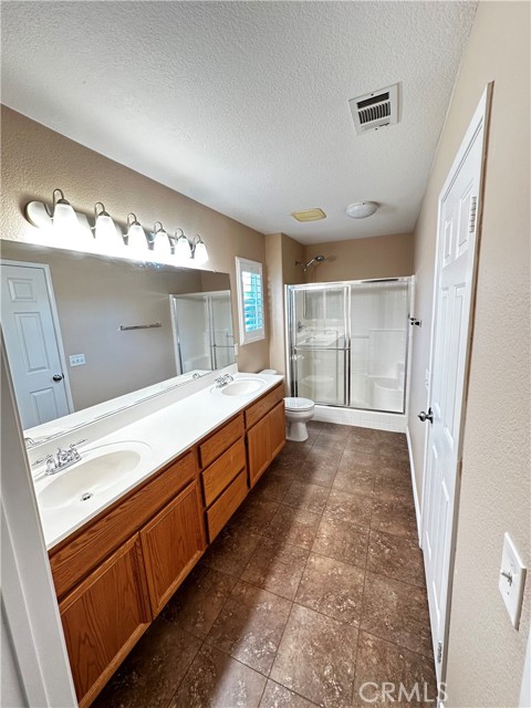 Detail Gallery Image 2 of 12 For 38086 Talavera Ct, Murrieta,  CA 92563 - 3 Beds | 2/1 Baths