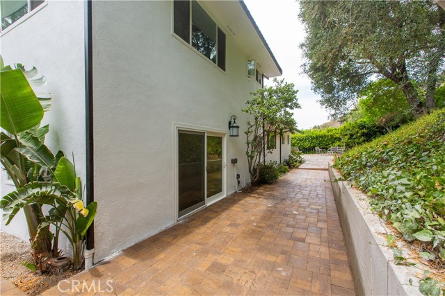14879 Jadestone Drive, Sherman Oaks CA: https://media.crmls.org/medias/7e4cd0e3-099e-413e-9c69-c84e2ea4c868.jpg