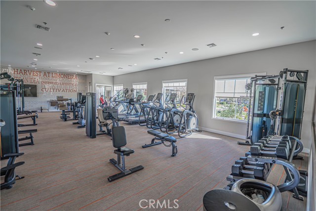 Detail Gallery Image 43 of 44 For 2111 Seville, Santa Paula,  CA 93060 - 4 Beds | 2/1 Baths