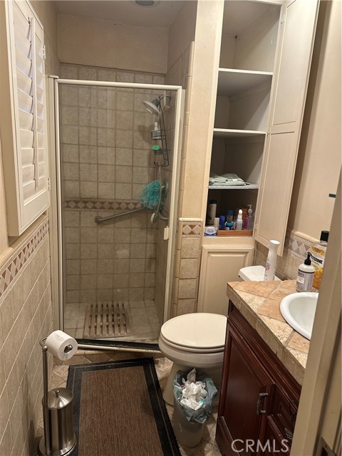 Detail Gallery Image 16 of 31 For 4807 Beck Ave #4,  Valley Village,  CA 91601 - 2 Beds | 2 Baths