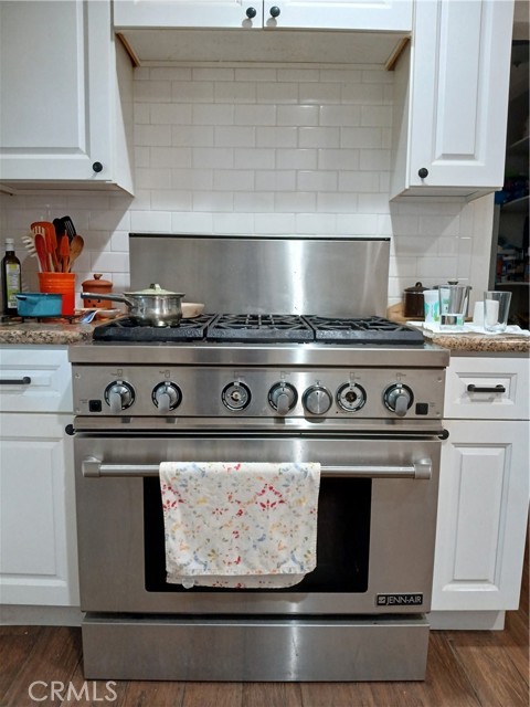 Detail Gallery Image 8 of 19 For 3531 N Figueroa, Los Angeles,  CA 90065 - 4 Beds | 1/1 Baths