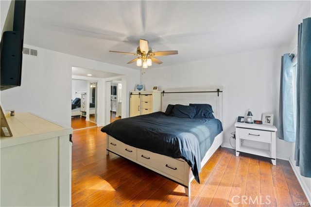 Detail Gallery Image 10 of 23 For 27065 Rio Prado Dr, Valencia,  CA 91354 - 4 Beds | 3 Baths