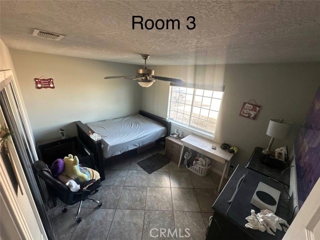 16271 Nisqualli, Victorville CA: https://media.crmls.org/medias/7e514992-af4f-434c-9e6f-9e350da52e0a.jpg