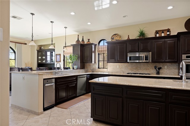 Detail Gallery Image 16 of 40 For 14490 Green Acres Dr, Beaumont,  CA 92223 - 3 Beds | 2/1 Baths