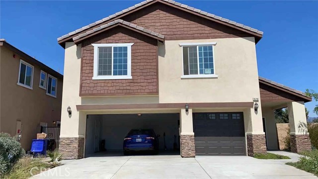 15718 Dianthus Avenue Fontana CA 92335