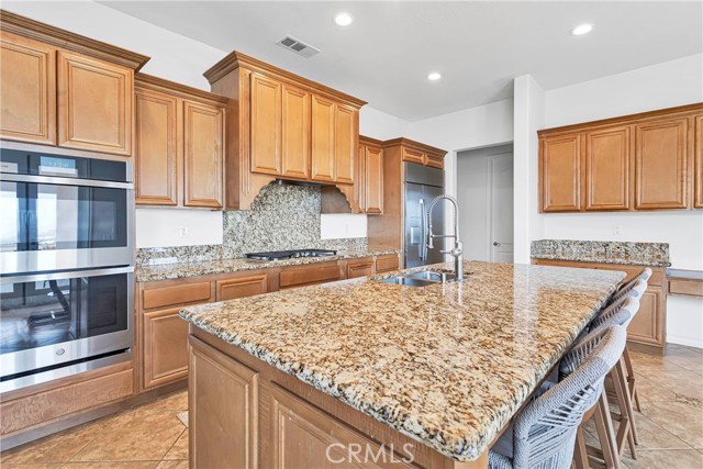 Detail Gallery Image 16 of 63 For 19539 Chuparosa Rd, Apple Valley,  CA 92307 - 4 Beds | 3/1 Baths