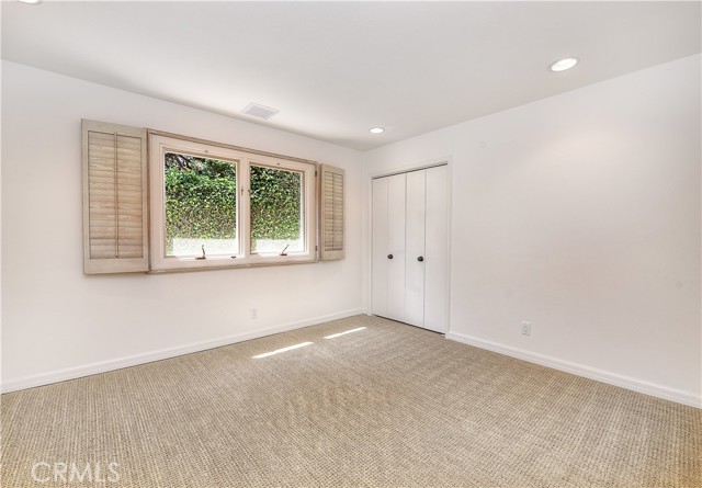 Detail Gallery Image 16 of 28 For 906 Emerald Bay, Laguna Beach,  CA 92651 - 4 Beds | 2/1 Baths