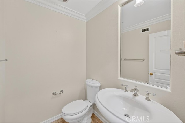 6467 Frampton, Huntington Beach CA: https://media.crmls.org/medias/7e52e204-1e65-43a5-86c2-ff2213385cac.jpg