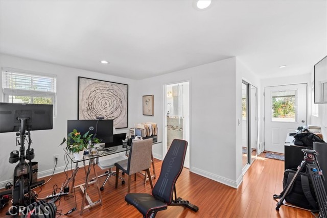 Detail Gallery Image 38 of 54 For 1020 Harbor Crossing, Marina Del Rey,  CA 90292 - 4 Beds | 4/1 Baths