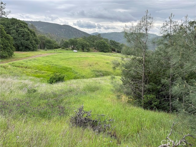 Detail Gallery Image 5 of 12 For 666 Watertrough Rd, Clearlake Oaks,  CA 95423 - 1 Beds | 1 Baths