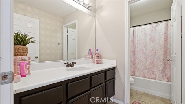 Detail Gallery Image 22 of 41 For 11938 Tiffany, Victorville,  CA 92392 - 4 Beds | 3 Baths