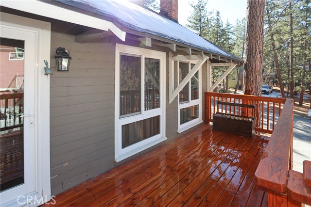 Detail Gallery Image 6 of 49 For 195 Elgin Rd, Big Bear Lake,  CA 92315 - 3 Beds | 2 Baths