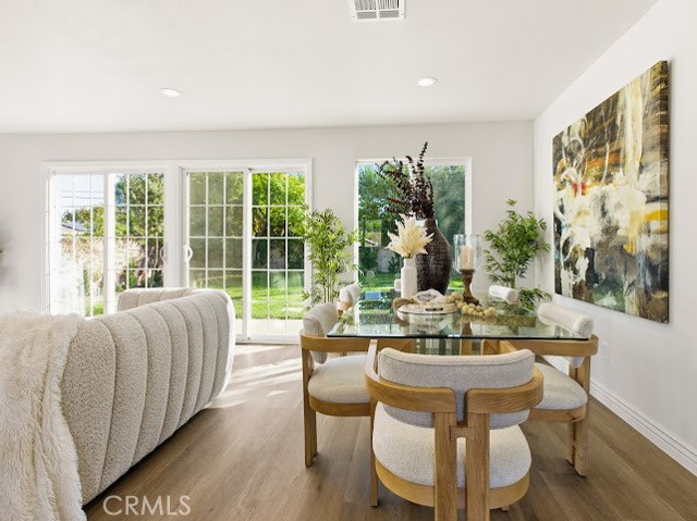 Detail Gallery Image 8 of 17 For 22730 Haynes, West Hills,  CA 91307 - 4 Beds | 2 Baths