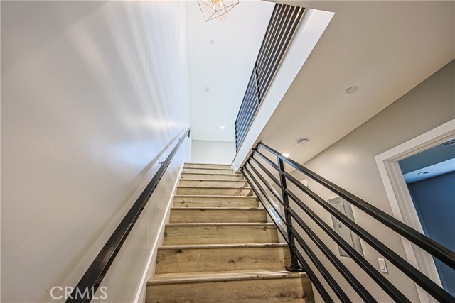 Detail Gallery Image 22 of 37 For 5351 Lexington Avenue, Hollywood,  CA 90029 - 4 Beds | 5 Baths