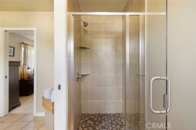 Image 17 of 46 For 7652 Cutting Avenue