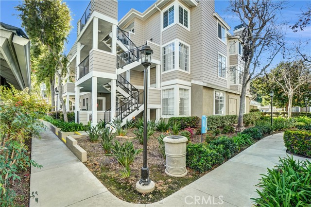 Detail Gallery Image 2 of 36 For 23412 Pacific Park 32d,  Aliso Viejo,  CA 92656 - 1 Beds | 1 Baths